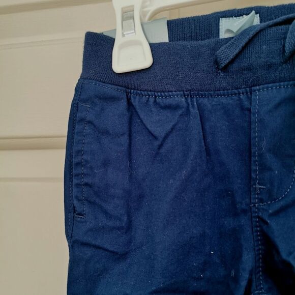 2/$20 New Gap pants size 6-12 m - Picture 2 of 3